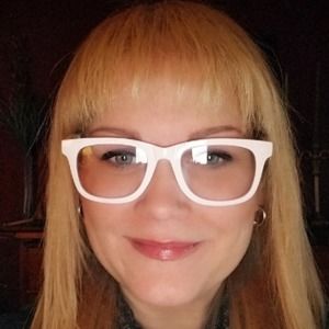 Meet your Posher, Chastity